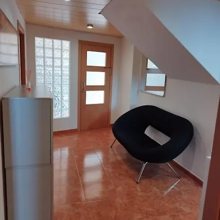 Privado Con Entrada Independiente En Caldes De Malavella 지로나