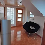 Privado Con Entrada Independiente En Caldes De Malavella Gerona