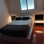 Privado Con Entrada Independiente En Caldes De Malavella *