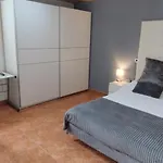 Privado Con Entrada Independiente En Caldes De Malavella