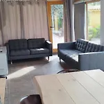 Privado Con Entrada Independiente En Caldes De Malavella * Gerona