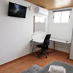 Privado Con Entrada Independiente En Caldes De Malavella Appartement