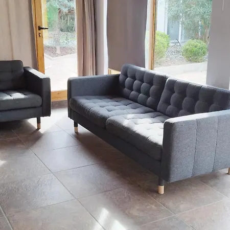 Privado Con Entrada Independiente En Caldes De Malavella Girona