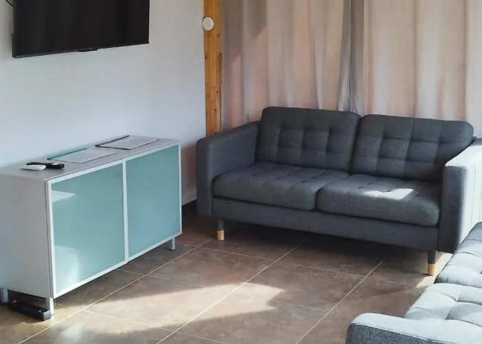 Privado Con Entrada Independiente En Caldes De Malavella