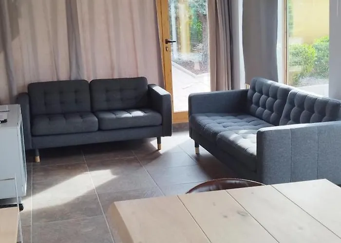 Privado Con Entrada Independiente En Caldes De Malavella * Χιρόνα