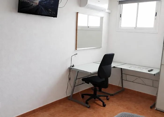 Privado Con Entrada Independiente En Caldes De Malavella Διαμέρισμα